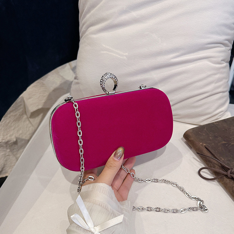 Luxury Bags Vip - Kadınlar için Siyah Kadife El Çantası