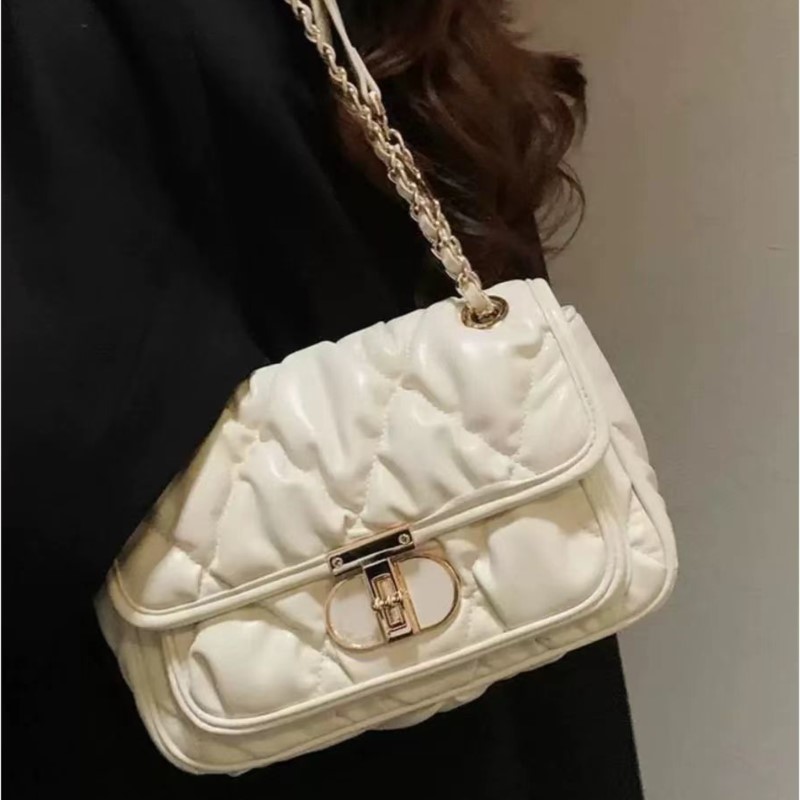 Zarif Pileli Zincirli El Çanta - Luxury Bags Quiet incelemesi ve fiyatı