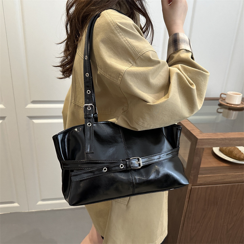 Lüks Şarap Kırmızı Koltukaltı  - Luxury Bags Vip incelemesi ve fiyatı